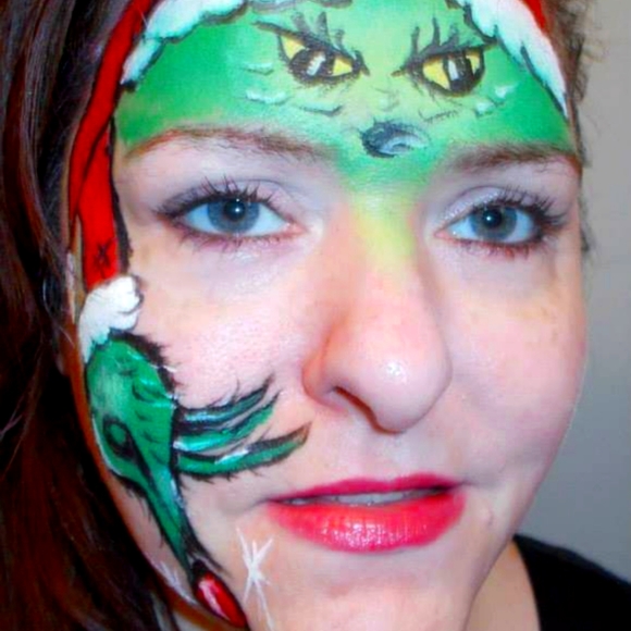 Meet your Posher, Christa - Picture 2 of 9